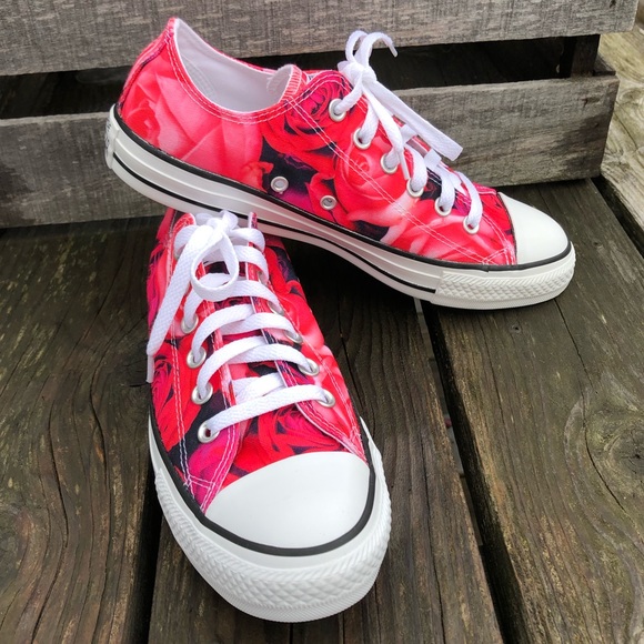 red rose converse